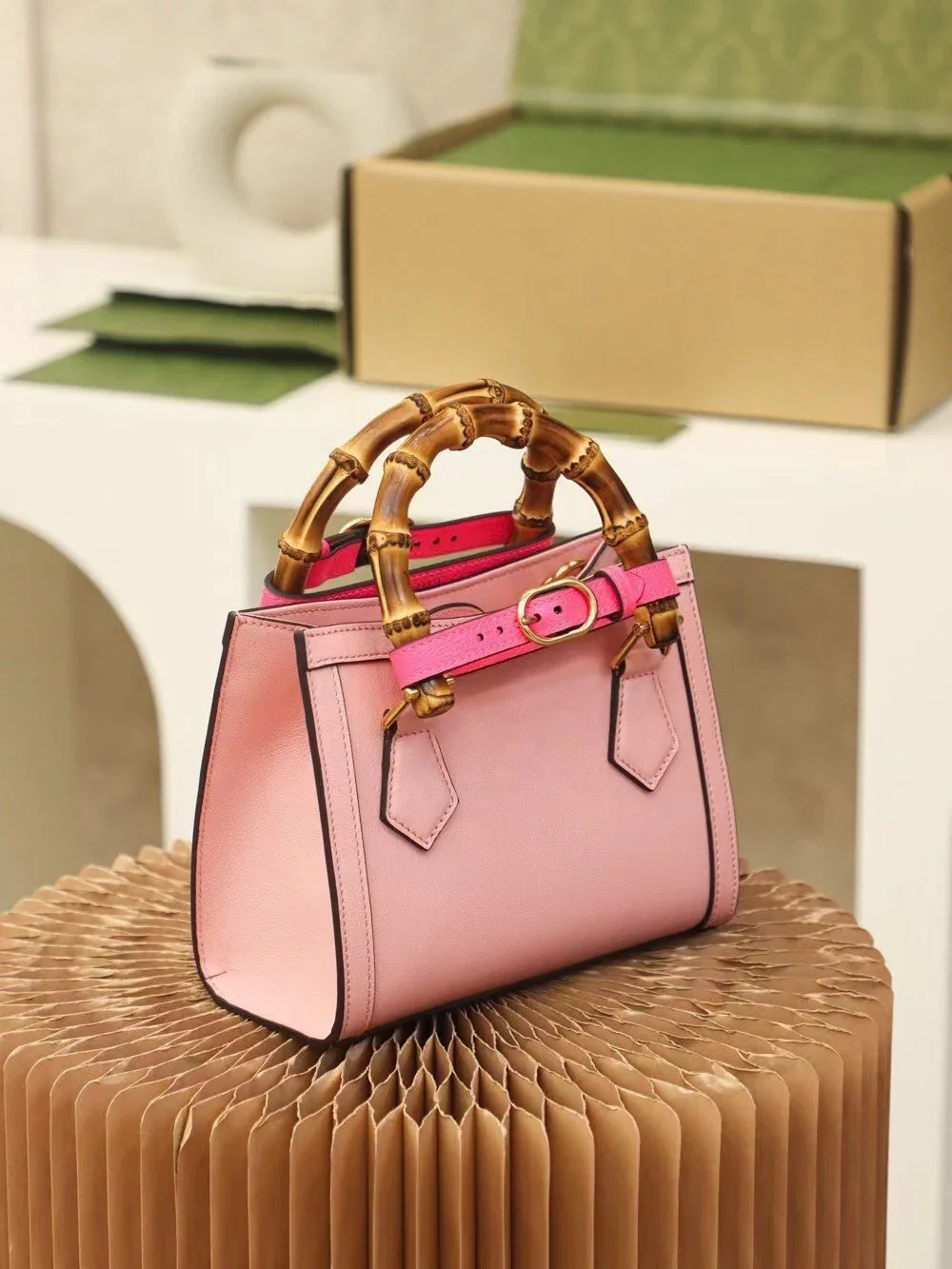 Gucci Diana Mini Top Handle Bag Pink